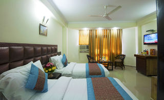 Room
 di White House Continental