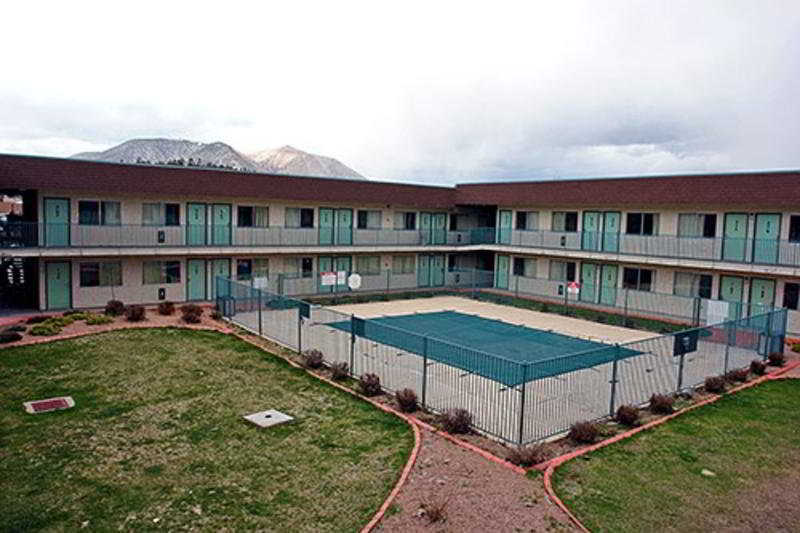 Pool
 di Motel 6 Flagstaff
