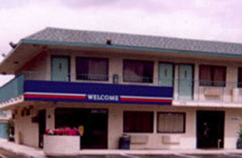 General view
 di Motel 6 Ontario Airport