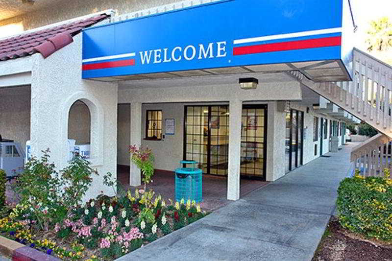 General view
 di Motel 6 Los Angeles Pamona