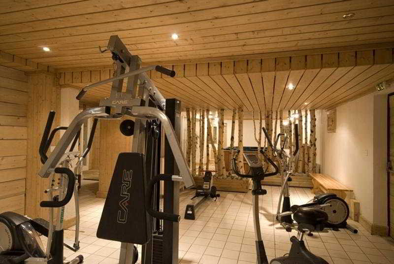 Sports and Entertainment
 di Les Balcons d'Anaïte