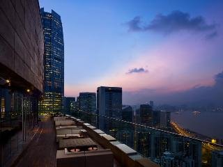 Terrace
 di East Hong Kong