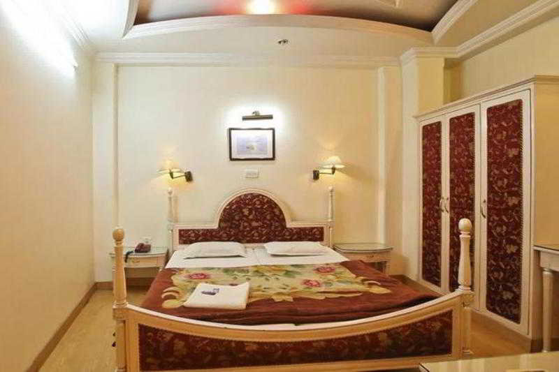 Mandakini Kanpur - Zimmer
