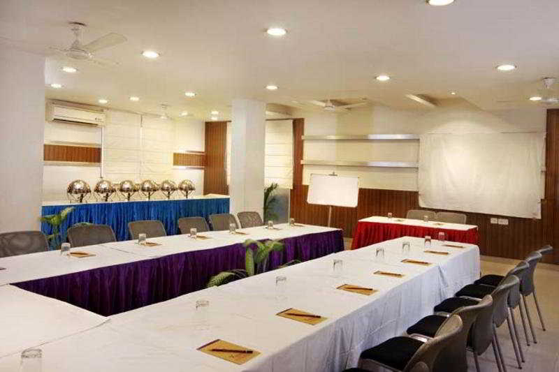 Mandakini Plaza Kanpur - Konferenz