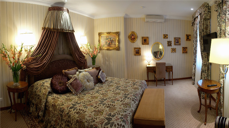 Room thumbnail 11