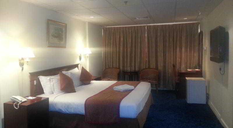 Ramee International Hotel Dubai - Zimmer