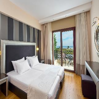 Room Room