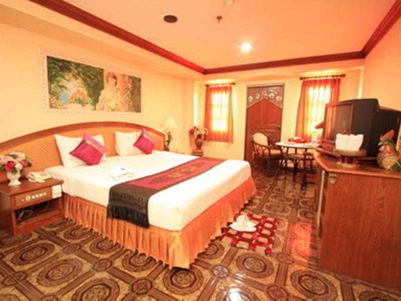 Room thumbnail 2