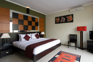 Room thumbnail 4