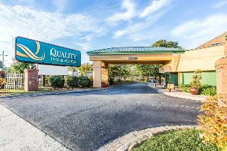Quality Inn & Suites Coliseum