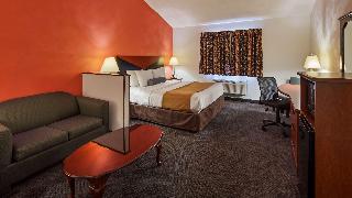 1 King Bed NSMK Sofabed For One Sitting Area Recliner Desk Microwave Fridge Continental Breakfast