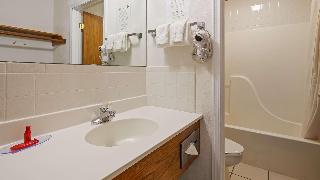 1 Queen Bed Non-Smoking Flat Screen Television Microwave And Refrigerator Desk Wi-Fi Hairdryer Cont