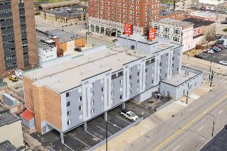 Econo Lodge Inn & Suites Waterloo Downtown