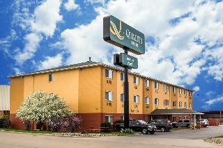 Quality Inn Dubuque on Hwy 20