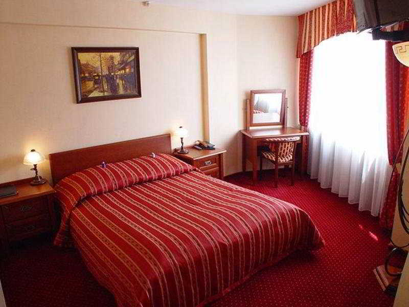 Room
 di Adria