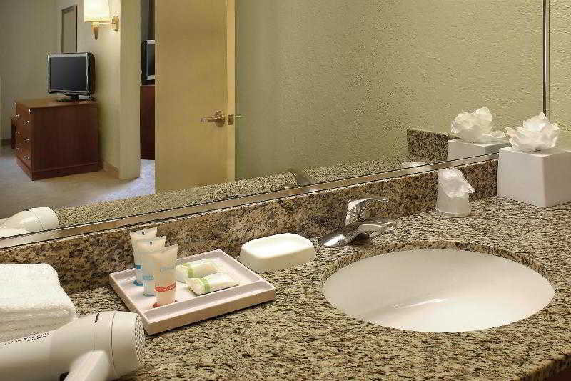 Room
 di Four Points by Sheraton Caguas Real