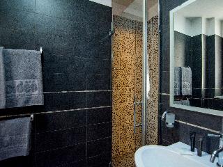 Golden Hotel, Naples