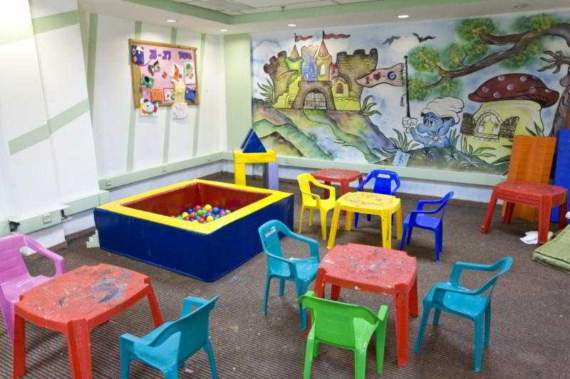 Sports and Entertainment
 di C Hotel Eilat