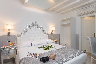 Classic Double or Twin Room