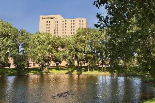 DoubleTree by Hilton Minneapolis - Park Place