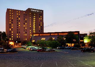 DoubleTree by Hilton Minneapolis - Park Place