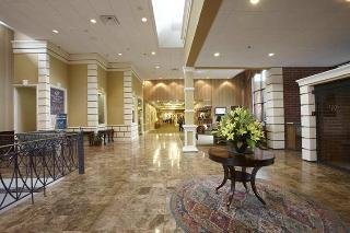 Lobby
 di Doubletree Hotel Charlottesville 