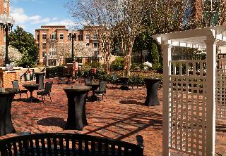 Hilton Alexandria Old Town