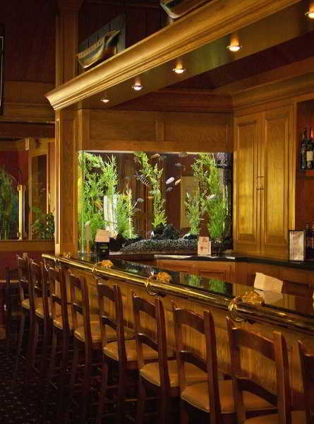 Bar
 di Hilton Milwaukee River 