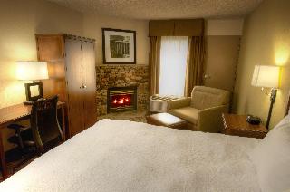1 King Bed With Fireplace Nonsmoking