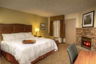 1 King Bed Creekview Nonsmoking