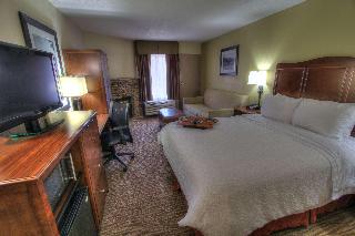 1 Queen Bed With Balcony Nonsmoking