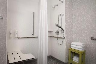 1 King Mobility Access Roll In Shower Nosmok