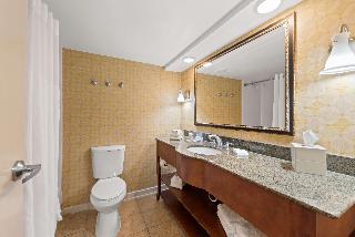 1 Full Mobility Access Tub