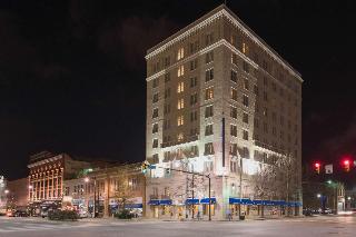 Hampton Inn AND Suites Montgomery-Downtown 