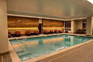 Pool
 di Embassy Suites Jackson - North/Ridgeland