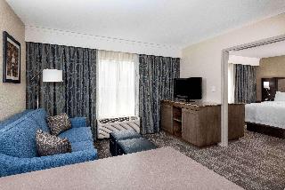 1 King One Bedroom Suite W/Wet Bar-Fridge Ns