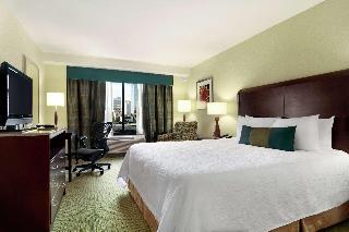 1 King Bed