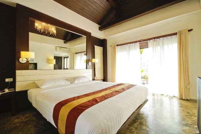 Room thumbnail 5