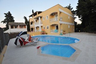 Pool
 di Asteris