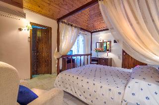 Room Room