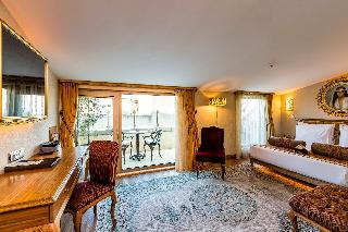 Sultania Hotel