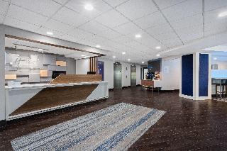 Holiday Inn Express & Suites Cincinnati Riverfront