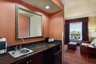 1 King Bed Studio Suite Nonsmoking
