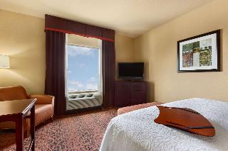 1 King Bed Nonsmoking