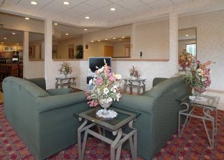Lobby
 di Quality Inn Central