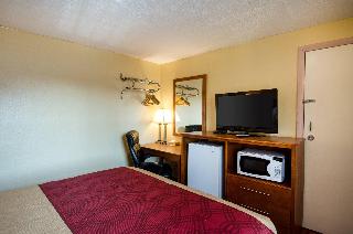 Econo Lodge West Yarmouth Area