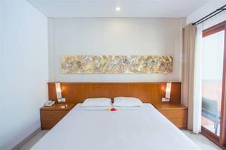 Room thumbnail 6