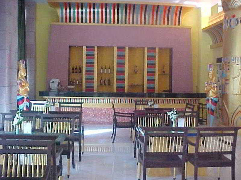 Bar thumbnail 8