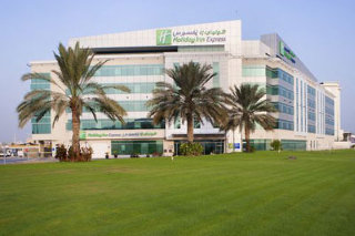 General view
 di Holiday Inn Express Dubai Airport