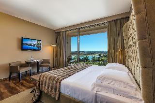 Superior Room Lake View 2 + 1